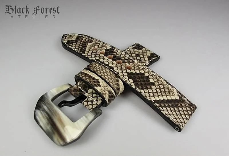 Handgefertigtes Uhrenarmband 24mm/24mm aus echtem Pythonleder in Naturfarbe PY09